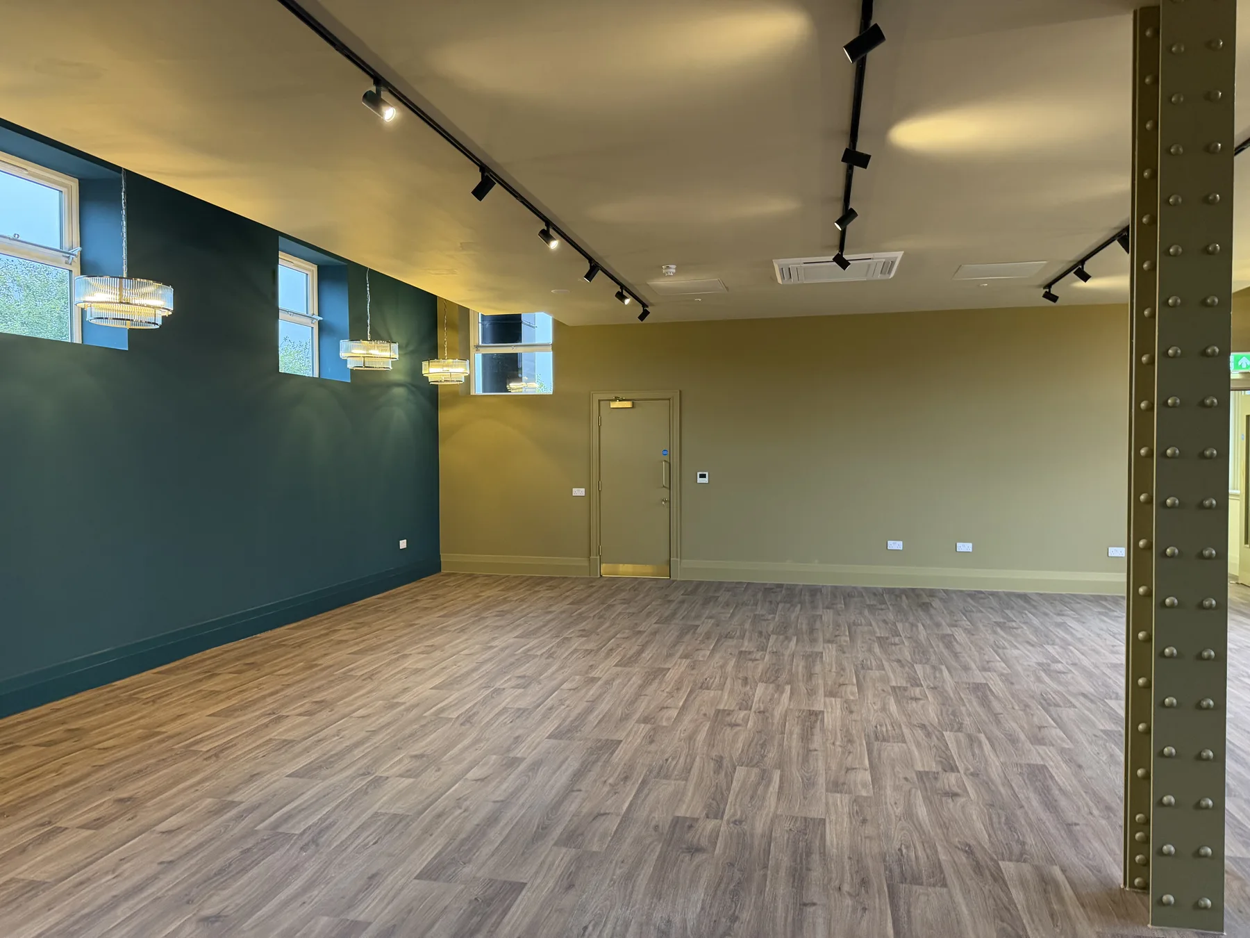 The upper dining floor, ready for furniture