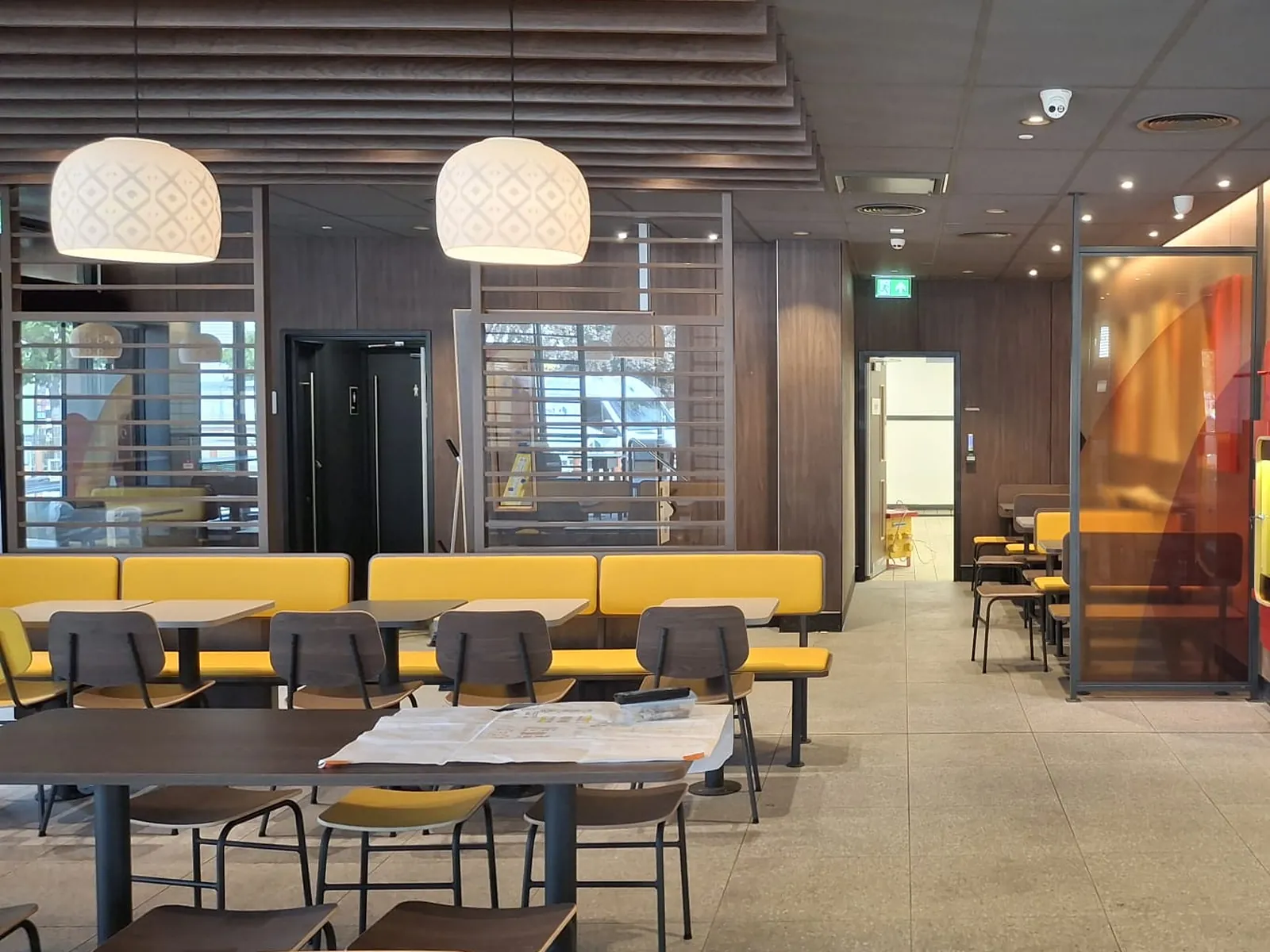 Fast serve restaurant dining room in Aintree after a reimaging programme by Cornerstone